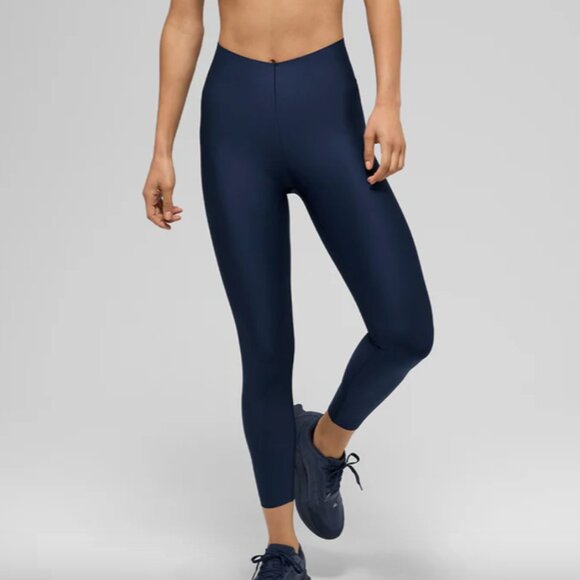 ALO YOGA Airlift Strength Extreme High-Waist 7/8 Legging - Picture 1 of 4